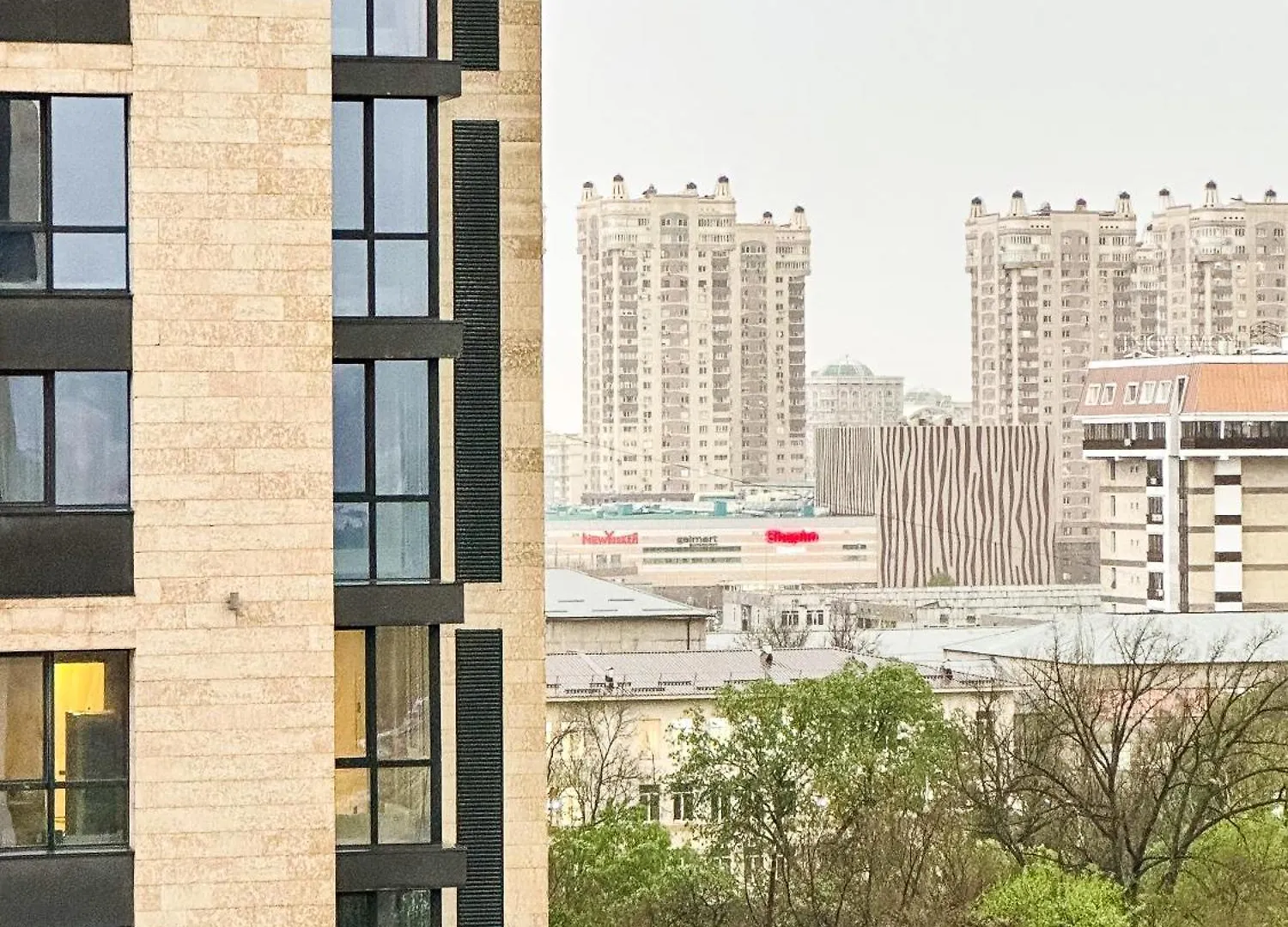 Минус Apartment Almaty 0*,  Kazakhstan